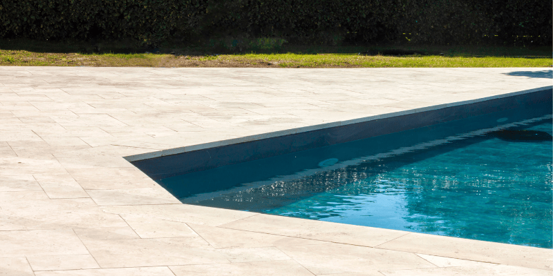carrelage de piscine à Biscarrosse