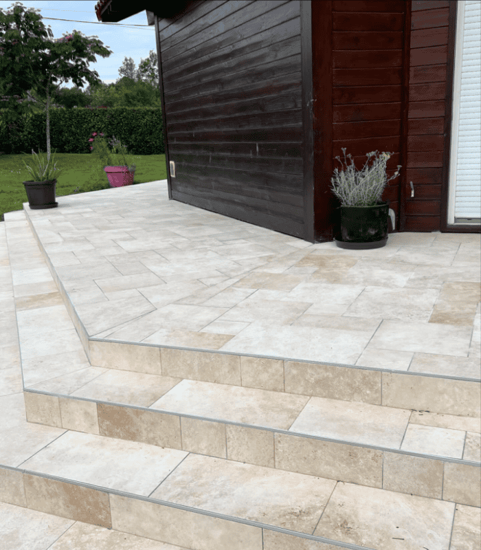 pose de carrelage sur une terrasse à la teste de buch