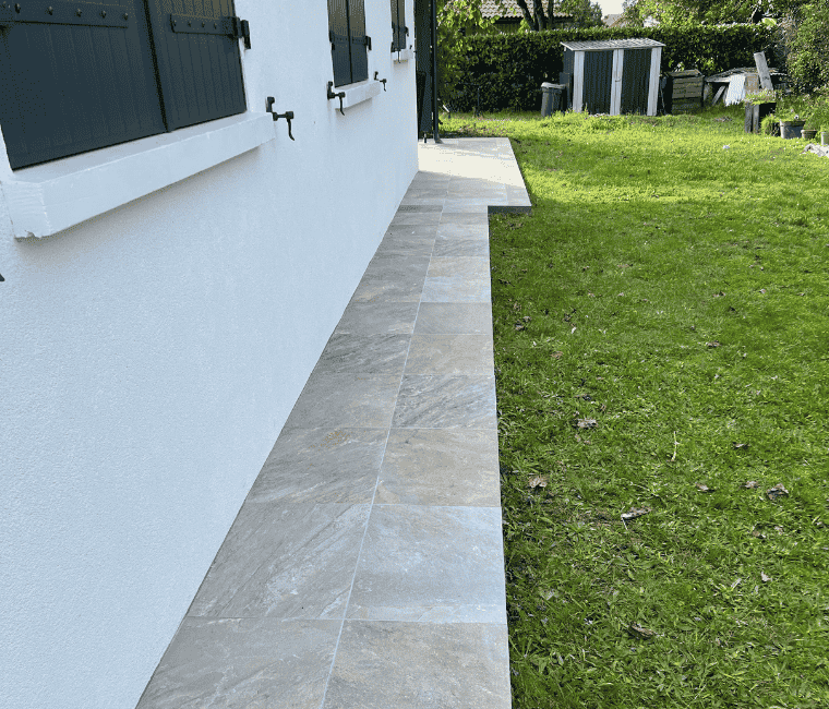 carrelage terrasse contour de maison à biscarrosse
