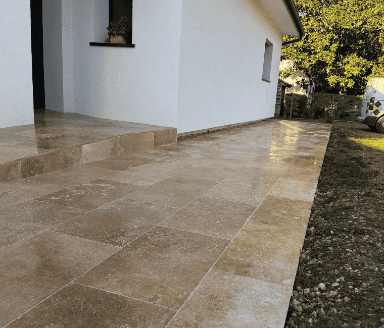 carrelage terrasse en travertin à mimizan